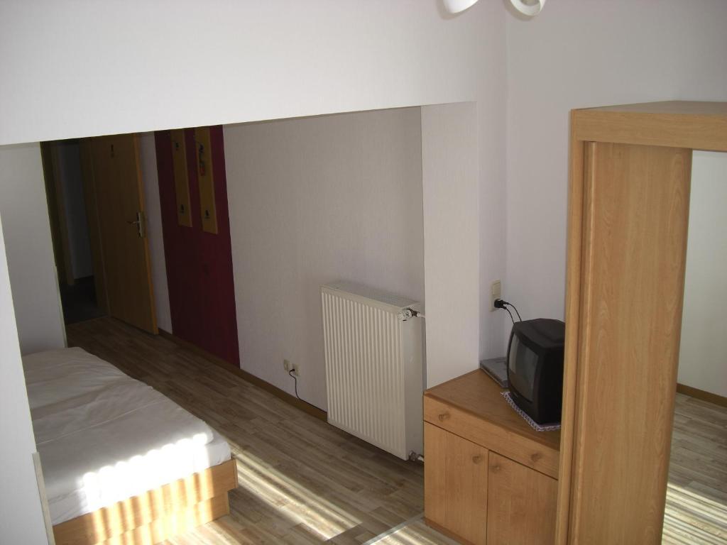 Gasthof Rhoenperle Kothen  Room photo